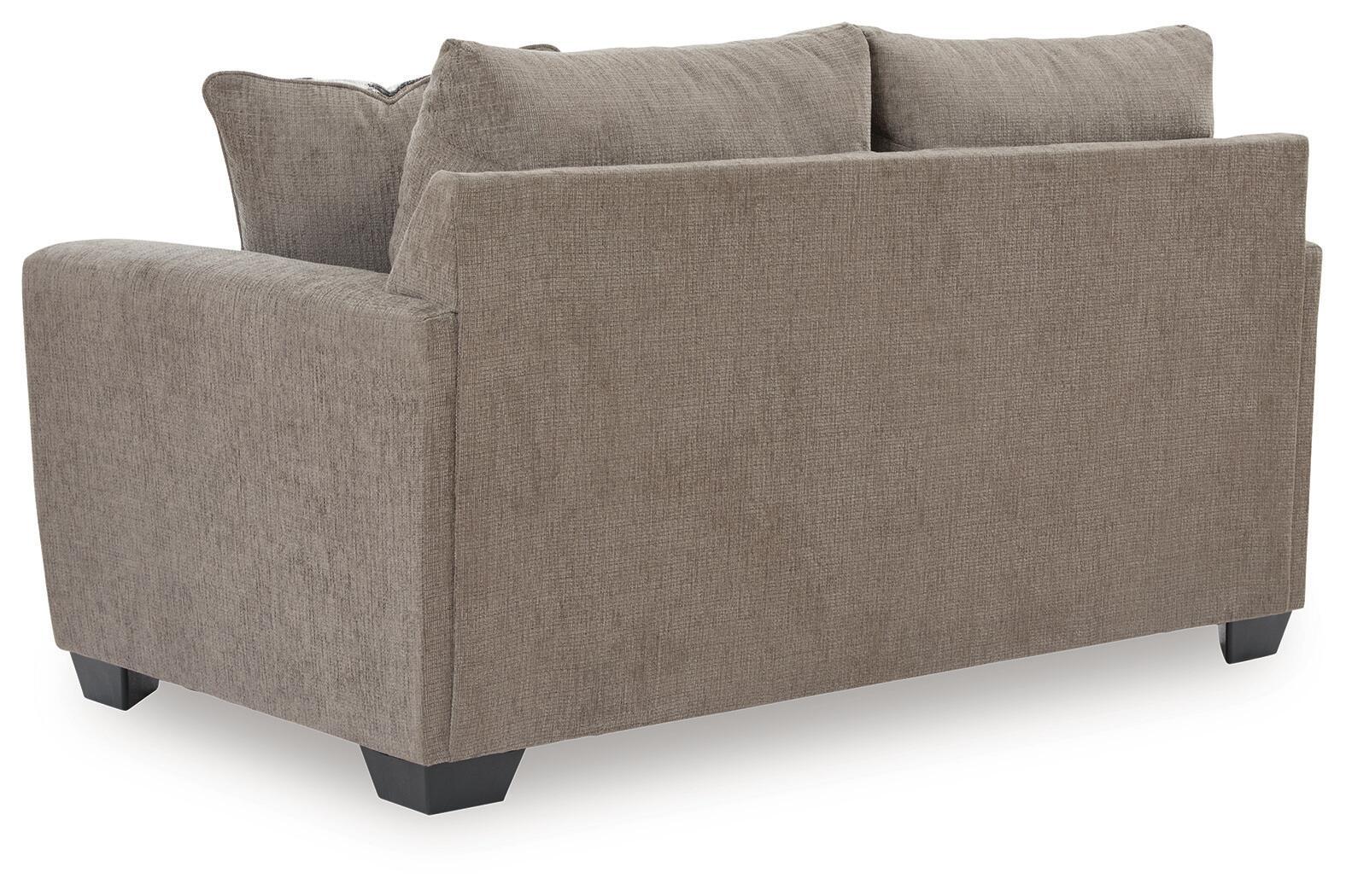 Loreo - Loveseat