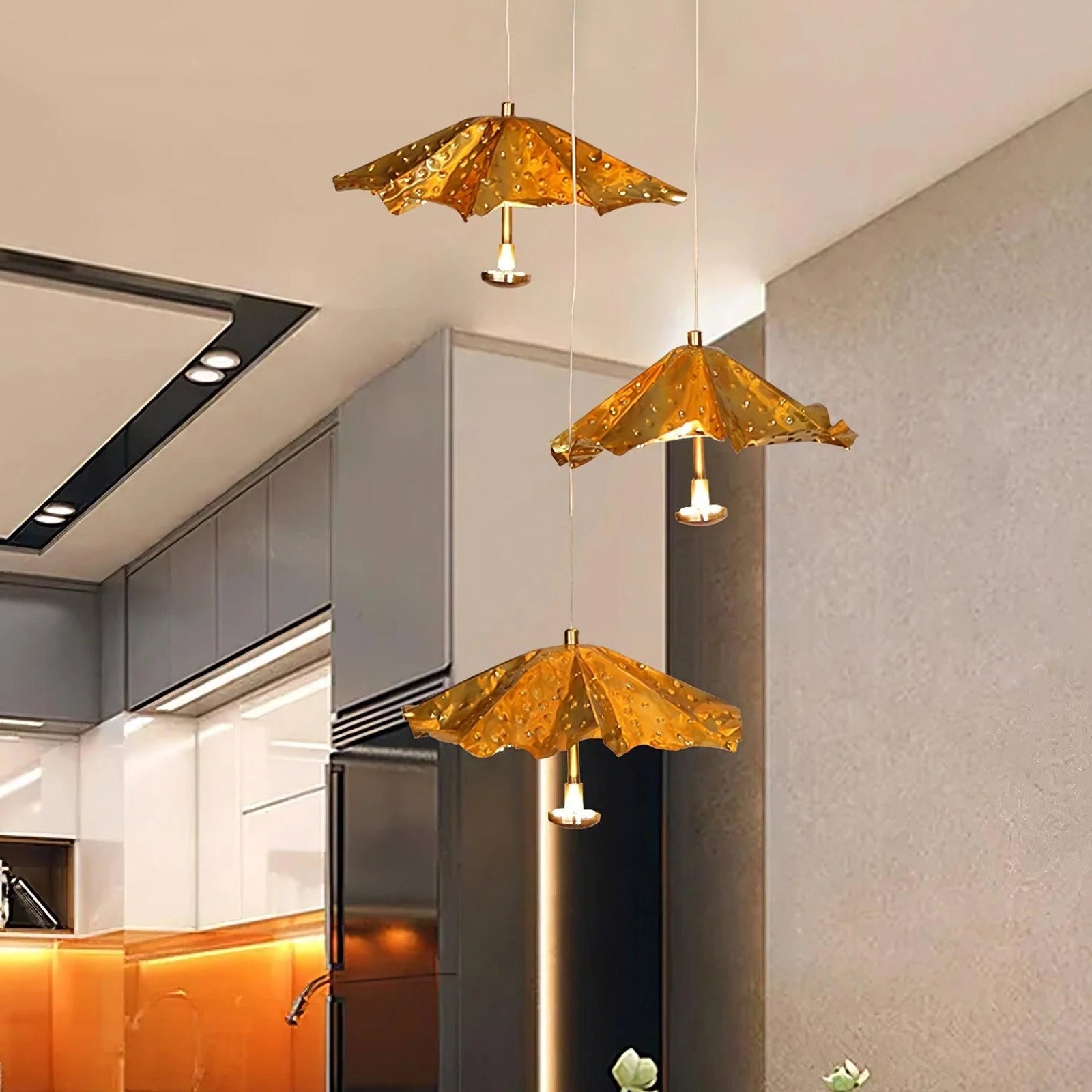 Modern Livra Chandelier