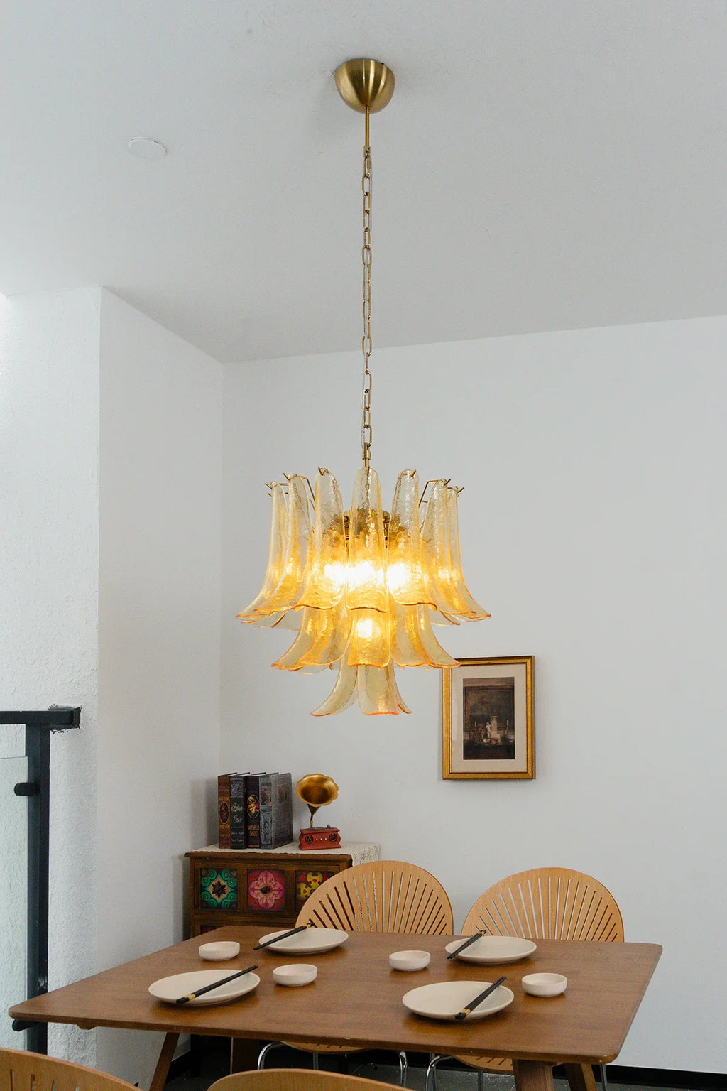 Auriane Pebbled Champagne Glass Chandelier